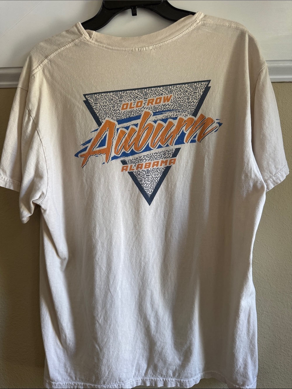 Men's Short-Sleeve Pocket T‑Shirt in Light Cream with Chest Graphic - Picture 2 of 2